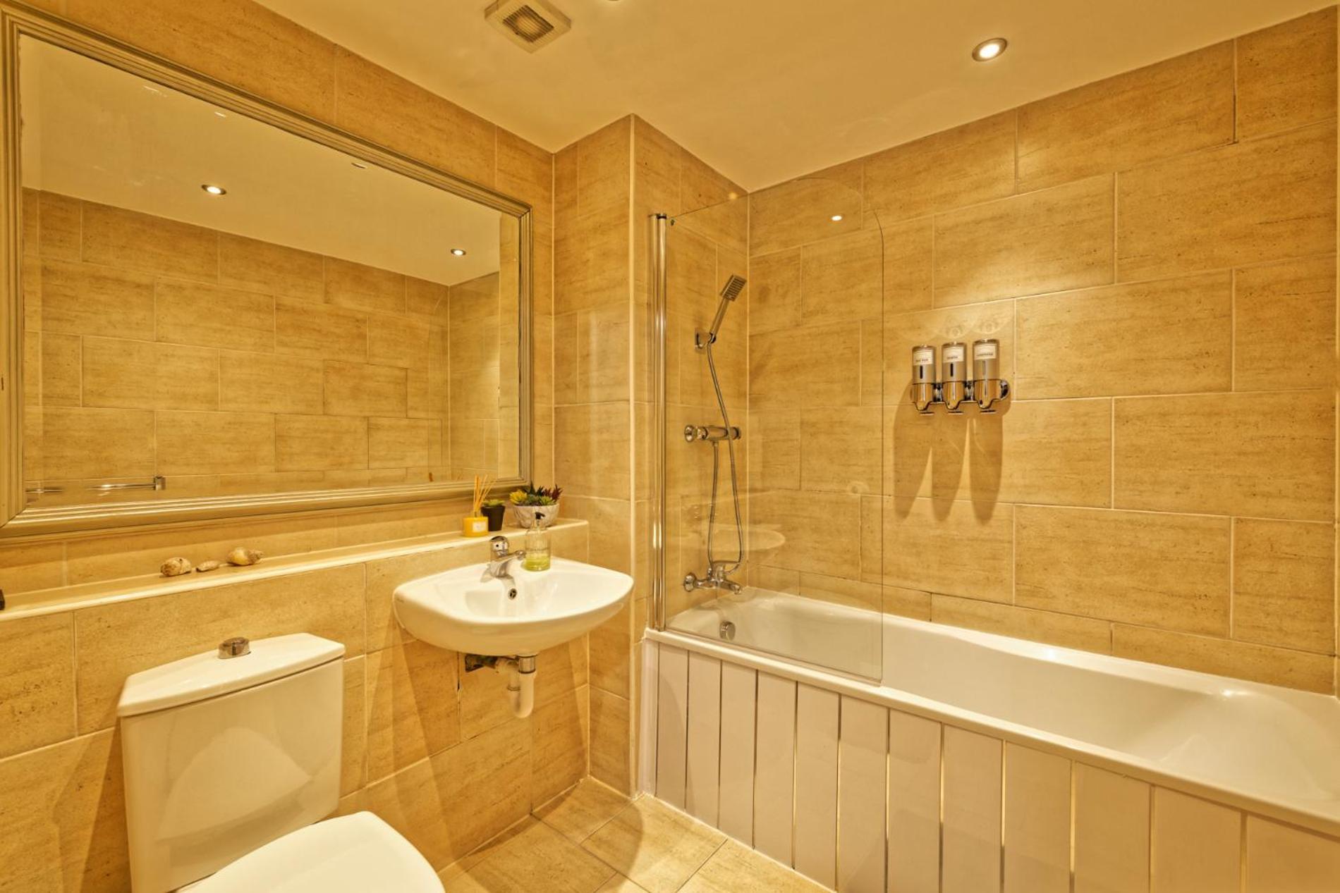 Sidemersey Livings- Convenient And Central 2-Bedroom Haven In L1 Liverpool Zewnętrze zdjęcie